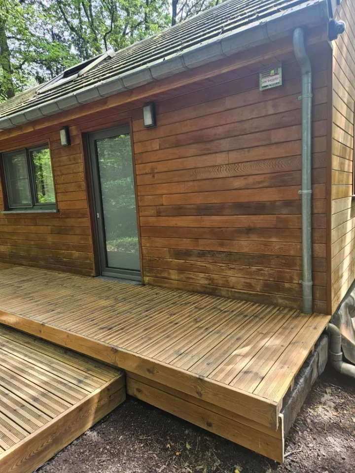 Produits nettoyants pour terrasses en bois
